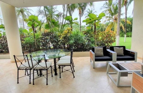 Puente del Mar Apartment | Apartment with Beach Club in Acapulco Diamante
