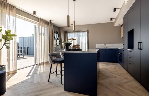 Delft Apartment | Apartment with beautiful private roof terrace.