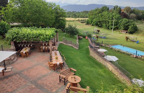 Laterina Apartment | Apartment with breathtaking views of Tuscan countryside with pool, 50 minutes from Florence