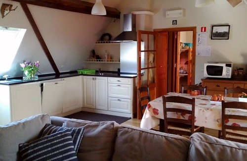 Beselare Apartment | Apartment with character