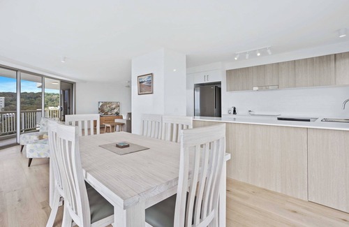 Burleigh Heads Apartment | Apartment with coveted uninterrupted ocean views