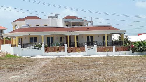 Inch Marlowe Apartment | Apartment with double bed and private outdoor kitchen Higher Heights, Barbados