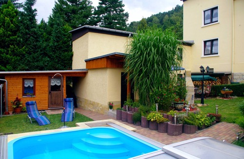 Rathmannsdorf Apartment | Apartment with garden and pool use