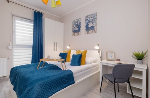Sosnowiec Apartment | Apartment With Garden by Renters