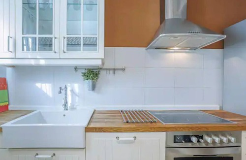 Lugo Apartment | Apartment with green area