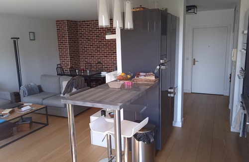 Vielle-Chapelle Apartment | Apartment with large terrace, 5mn from Olympic center by car