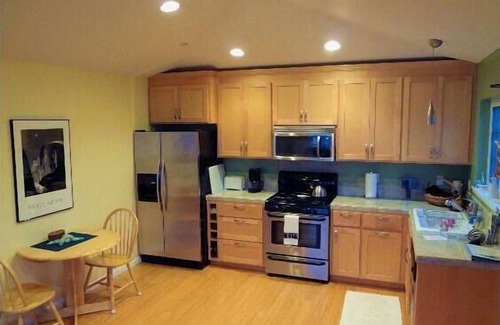 Westside Santa Cruz Apartment | Apartment with ocean views