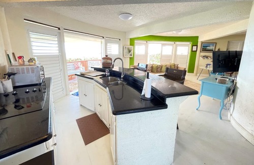 Work Hall Apartment | Apartment with Ocean View