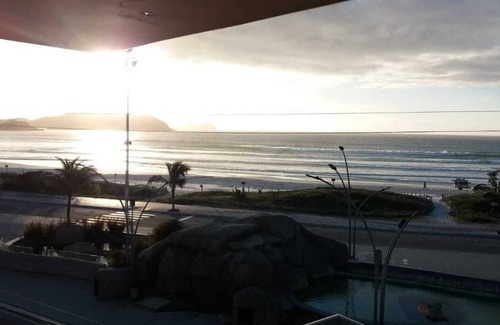 Centro Apartment | Apartment with panoramic view of Praia do Forte - the best location in Cabo Frio
