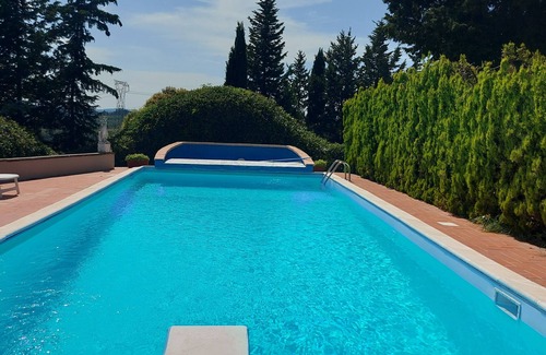 Montespertoli Apartment | Apartment with Swimming Pool and Tennis