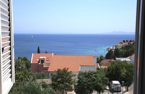 Businci Apartment | Apartment With sea View From the bed and Balcony! Trogir Near Split
