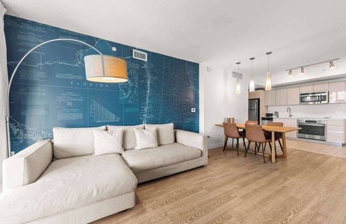 Hallandale Beach Apartment | Apartment with Water Views – 12th Floor