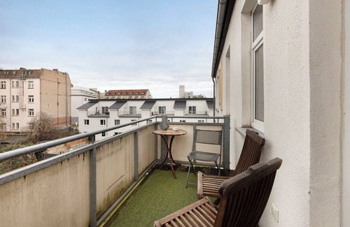Handelshafen Apartment | Apartment "Wohnen am Wissenschaftshafen" with Balcony & Wi-Fi