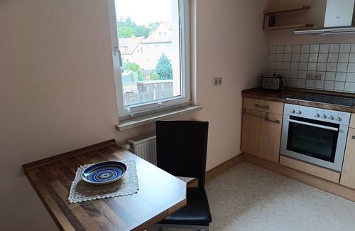 Bad Klosterlausnitz Apartment | Apartment 'Zirbelkiefer 8' with Wi-Fi