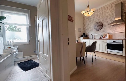 Stolberg Apartment | Apartment 'Zur Erholung' with Private Balcony, Shared Garden and Wi-Fi