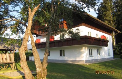 Kirchbach Apartment | Apartmenthaus Kestel Gasthof