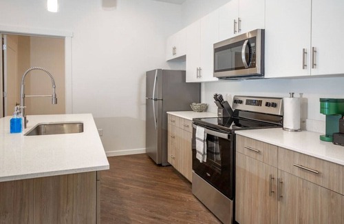 North Salt Lake Apartment | Apartments 2106 · Luxury style 1 bed 1 bath apartment