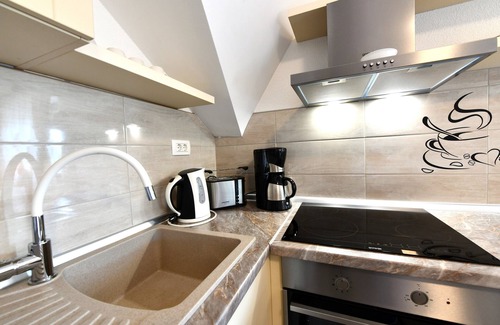 Seliste Dreznicko Apartment | Apartments and rooms Dragica, (16215), Selište Drežnicko, Croatia