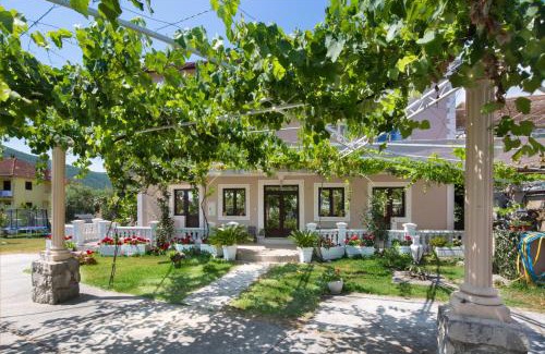 Lastva Grbaljska Apartment | Apartments Al Parma