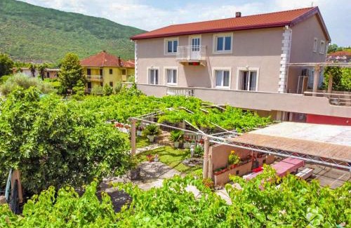Lastva Grbaljska Apartment | Apartments Al Parma