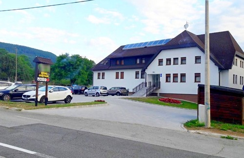 Vrelo Korenicko Apartment | Apartments and rooms Danijel, (16385), Vrelo Korenicko, Croatia