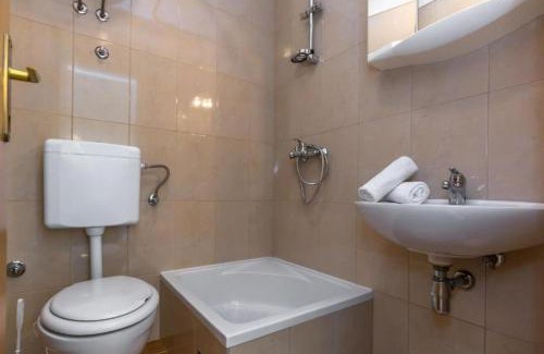 Istok Apartment | Apartments and Room Tattoo