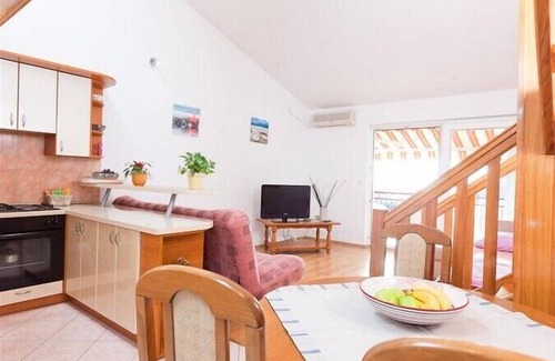 Podgora Apartment | Apartments Anesa, (13866), Podgora, Croatia