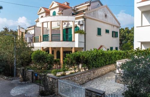 Simuni Apartment | Apartments BEVANDA