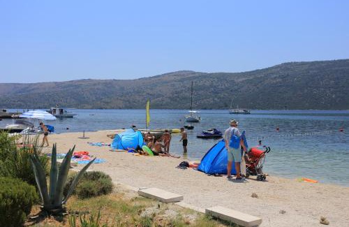 Poljica Apartment | Apartments by the sea Poljica, Trogir - 5199