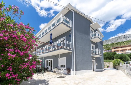 Duce Apartment | Apartments Diora (45861-A1) - Duce