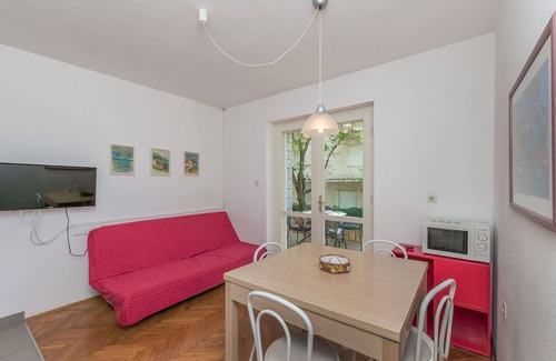 Baska Voda Apartment | Apartments Dubravka