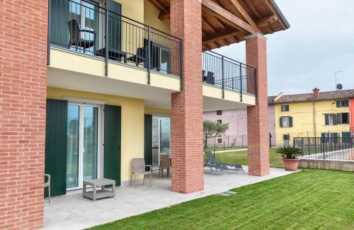 Calmasino Apartment | Apartments Giuliana