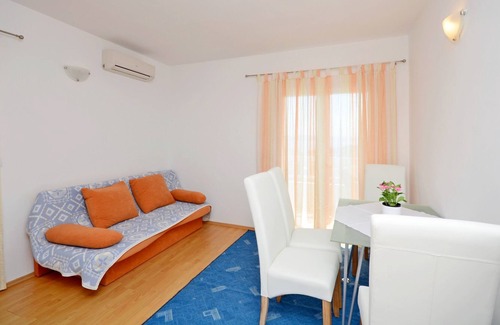 Umac Apartment | Apartments Grepo Sljeme (36282-A1) - Makarska