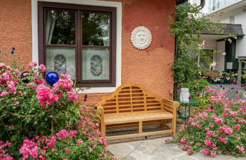 Andritz Apartment | Apartments im Garten - Haus Anna