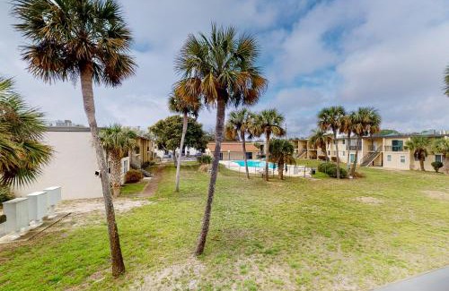 Mary Esther Apartment | Apartments in Mary Esther, FL, USA