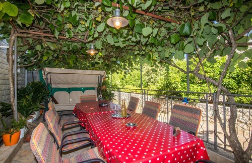 Mirce Apartment | Apartments Jakov (41861-A2) - Mirca - island Brac