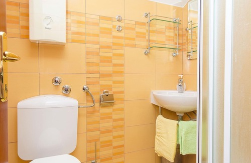 Municipality of Trogir Apartment | Apartments Jela (22641-A3) - Slatine (Ciovo)