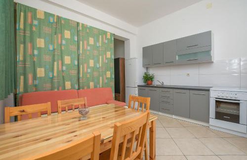 Duce Apartment | Apartments Kate