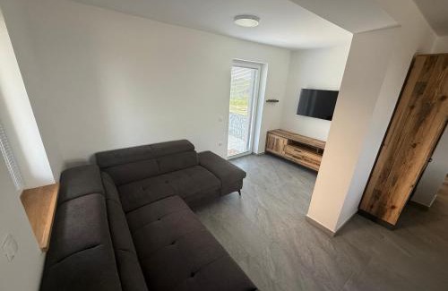 Ormoz Apartment | Apartments LESKOVAR