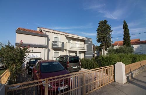 Sveti Filip i Jakov Apartment | Apartments Luna