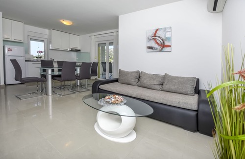 Razanj Apartment | Apartments Maja (57511-A3) - Razanj