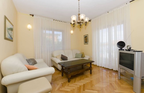 Municipality of Trogir Apartment | Apartments Senija (55261-A1) - Arbanija (Ciovo)