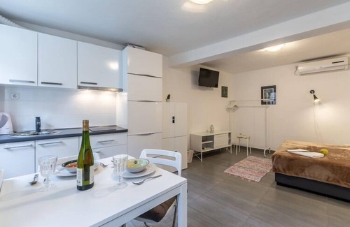 Pucisca Apartment | Apartments Sonja - Studio Apartment (ST)