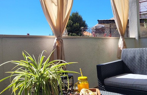 Dugi Rat Apartment | Apartments Sun & Sea - One Bedroom Apartment with Balcony and Sea View
