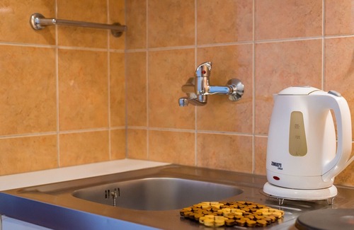 Montovjerna Apartment | Apartments Villa Aura - Comfort Studio Apartment 8 with shared swimming pool