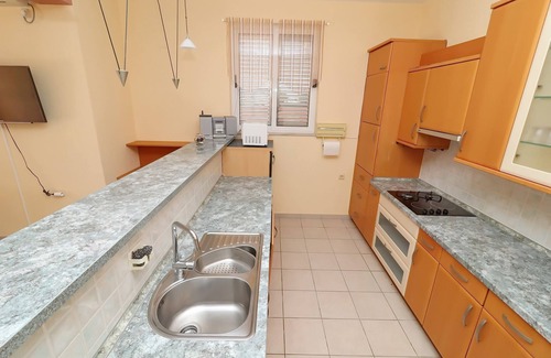 Orebic Apartment | Apartments Villa Michele-One Bedroom Apartment with Terrace (Smokva)