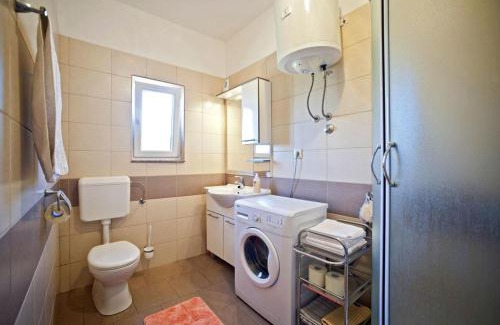 Gornje Selo Apartment | Apartments with parking space Gornje selo, Solta - 15545