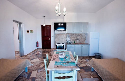 Ierapetra Apartment | Apartments with sea view, 150 m from the beach in southern Crete.