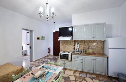 Ierapetra Apartment | Apartments with sea view, 150 m from the beach in southern Crete.