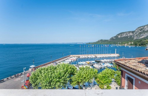 Garda Apartment | ApartmentsGarda - Baia Del Garda 5